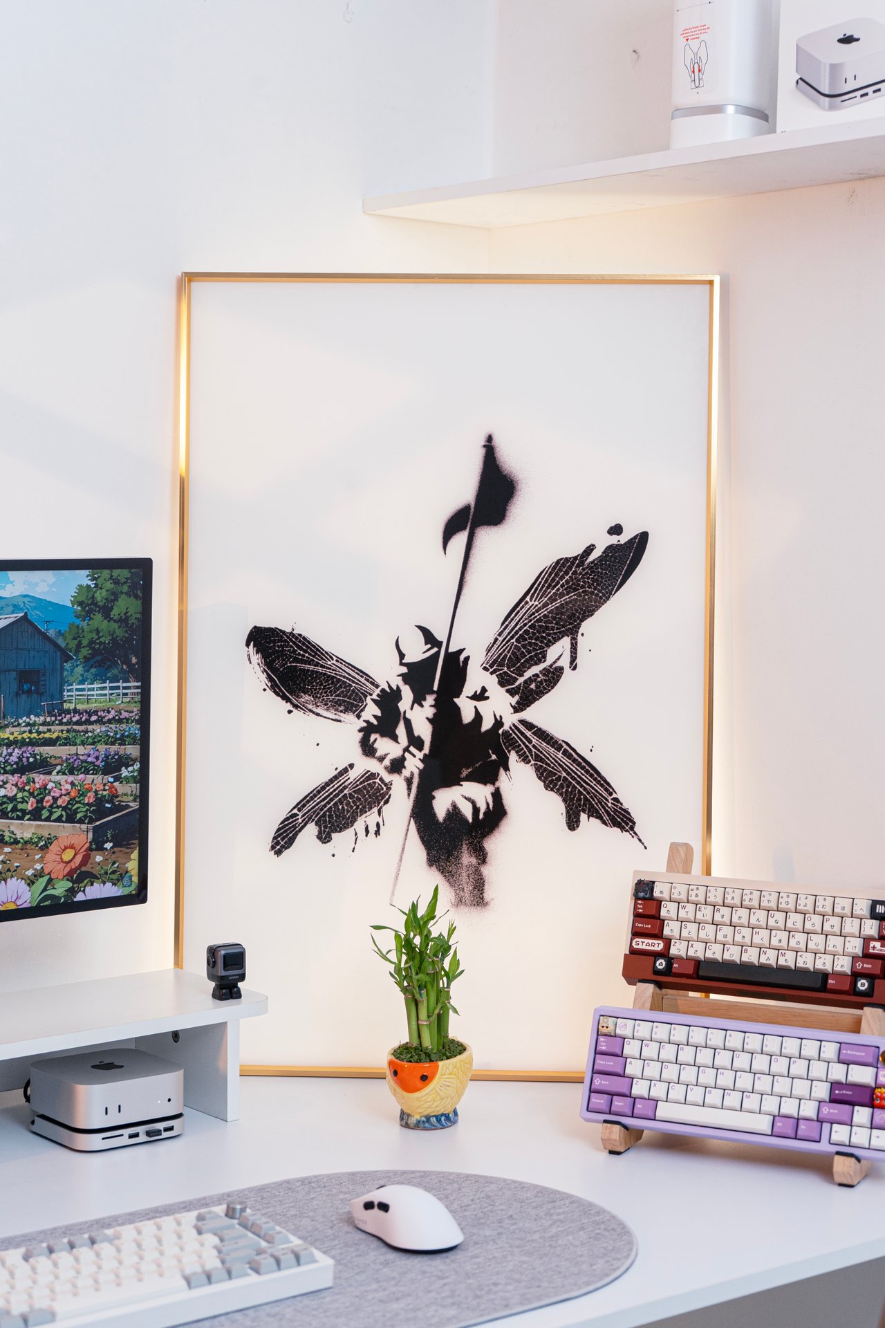 The ink is mixed based on a special formula that enhances adhesion on the glass surface and is immediately cured with high-intensity UV light, preventing fading during long-term use.